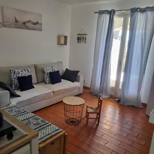 https://appartement-en-rsidence-prive-proche-mer.fr-provencehotel.com