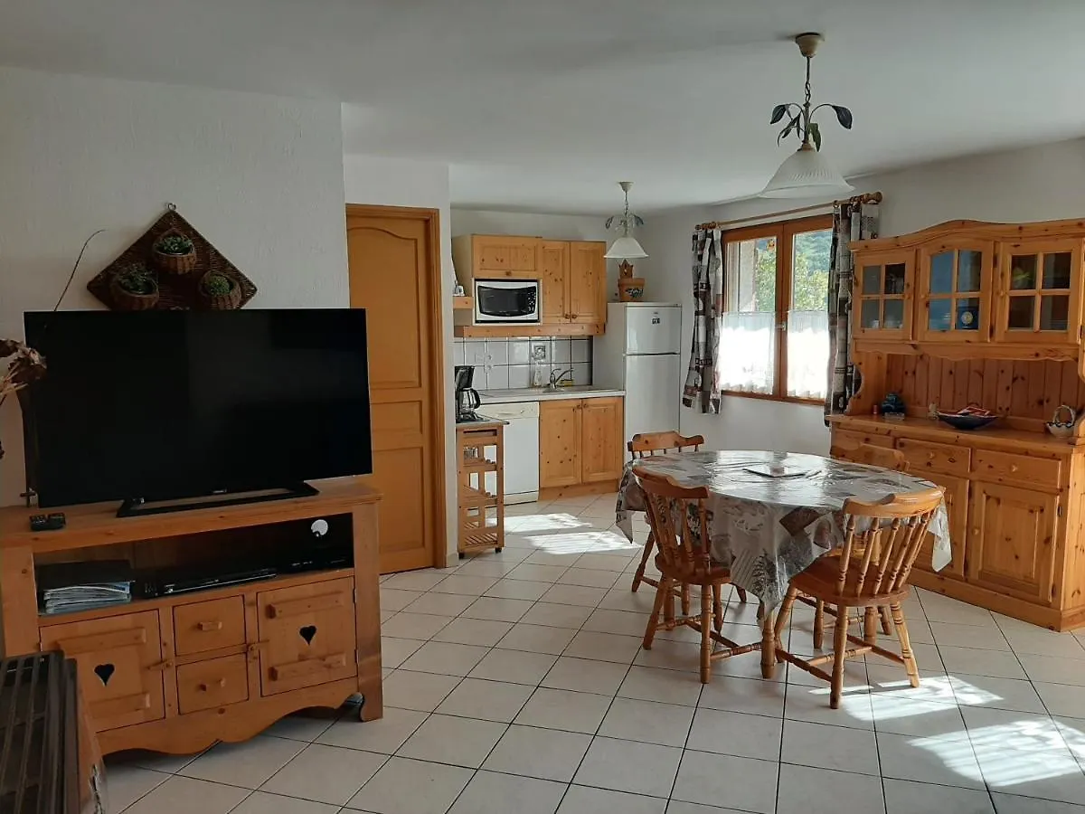 Apartment Gite Les Grands Champs Bellentre France